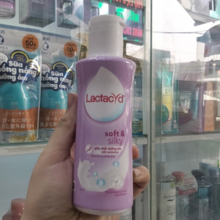 Chai ddvs sản phẩm đồ dùng phụ nữ LACTACYD