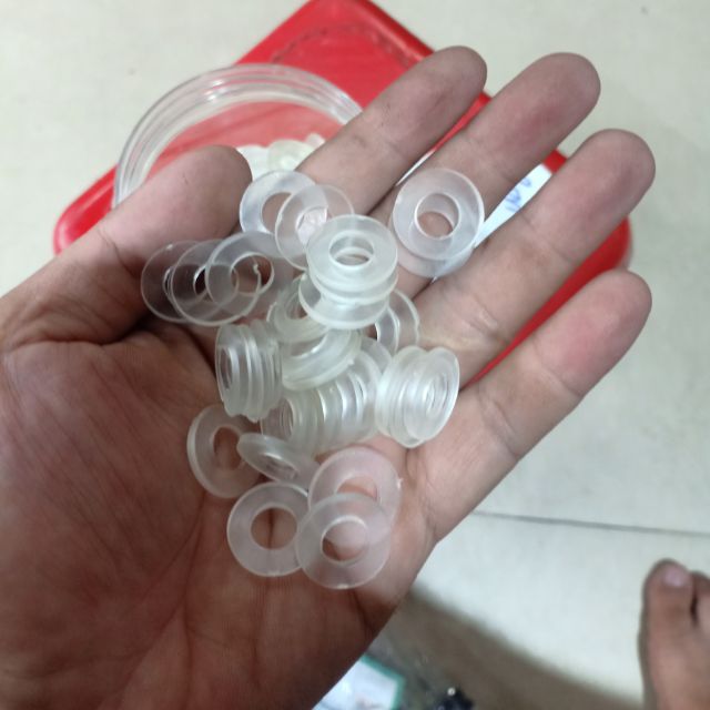 10 miếng ron nhựa trắng phi 21