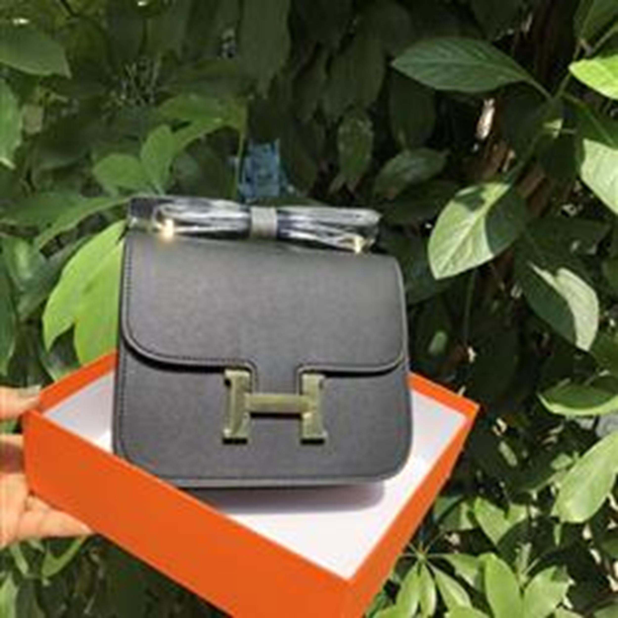 Túi xách 1461 (ảnh thật)Size 18 (FULLBOX)