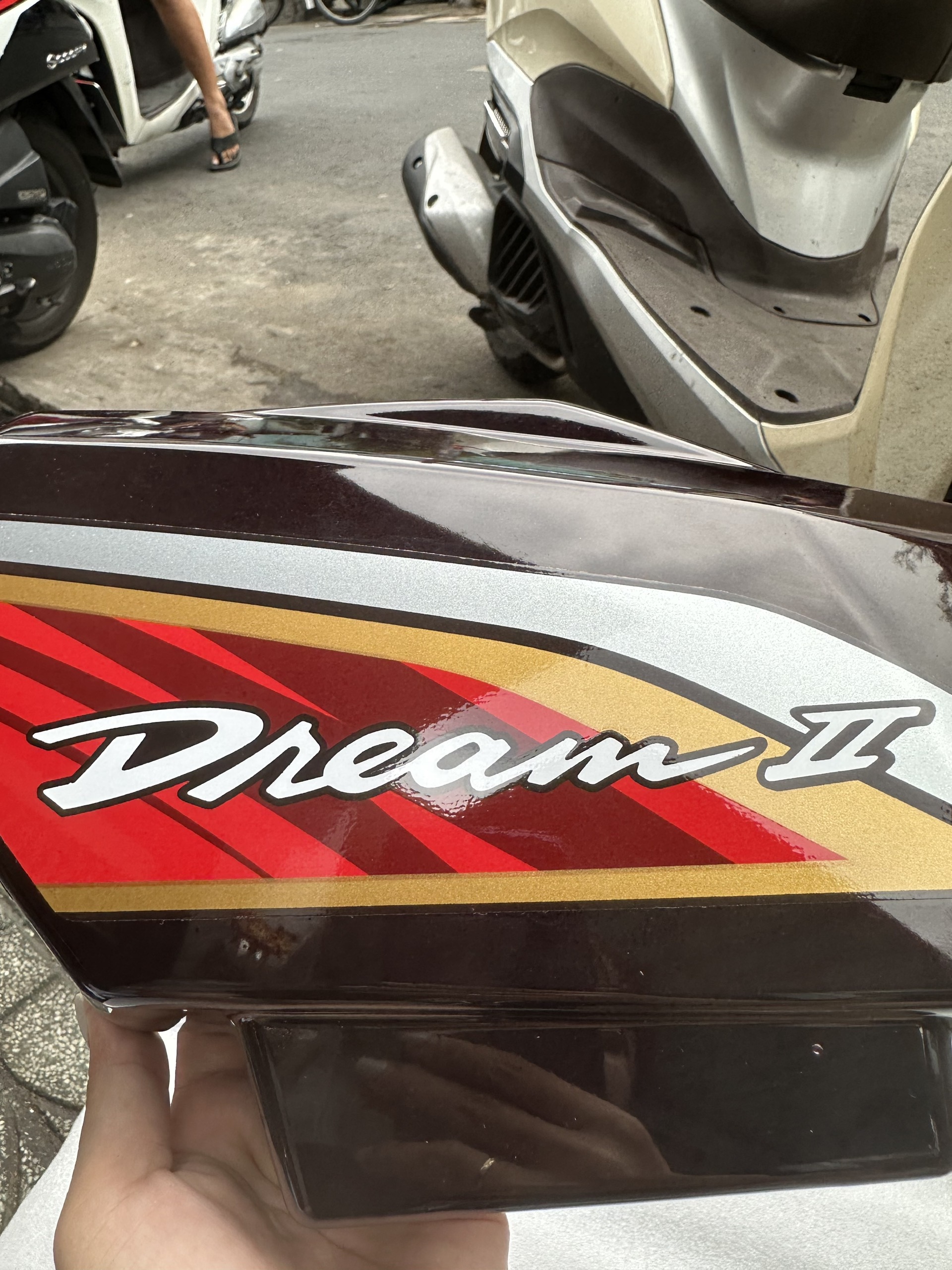 BỘ CỐP XE DREAM ( CÓ TEM ) NHỰA ABS
