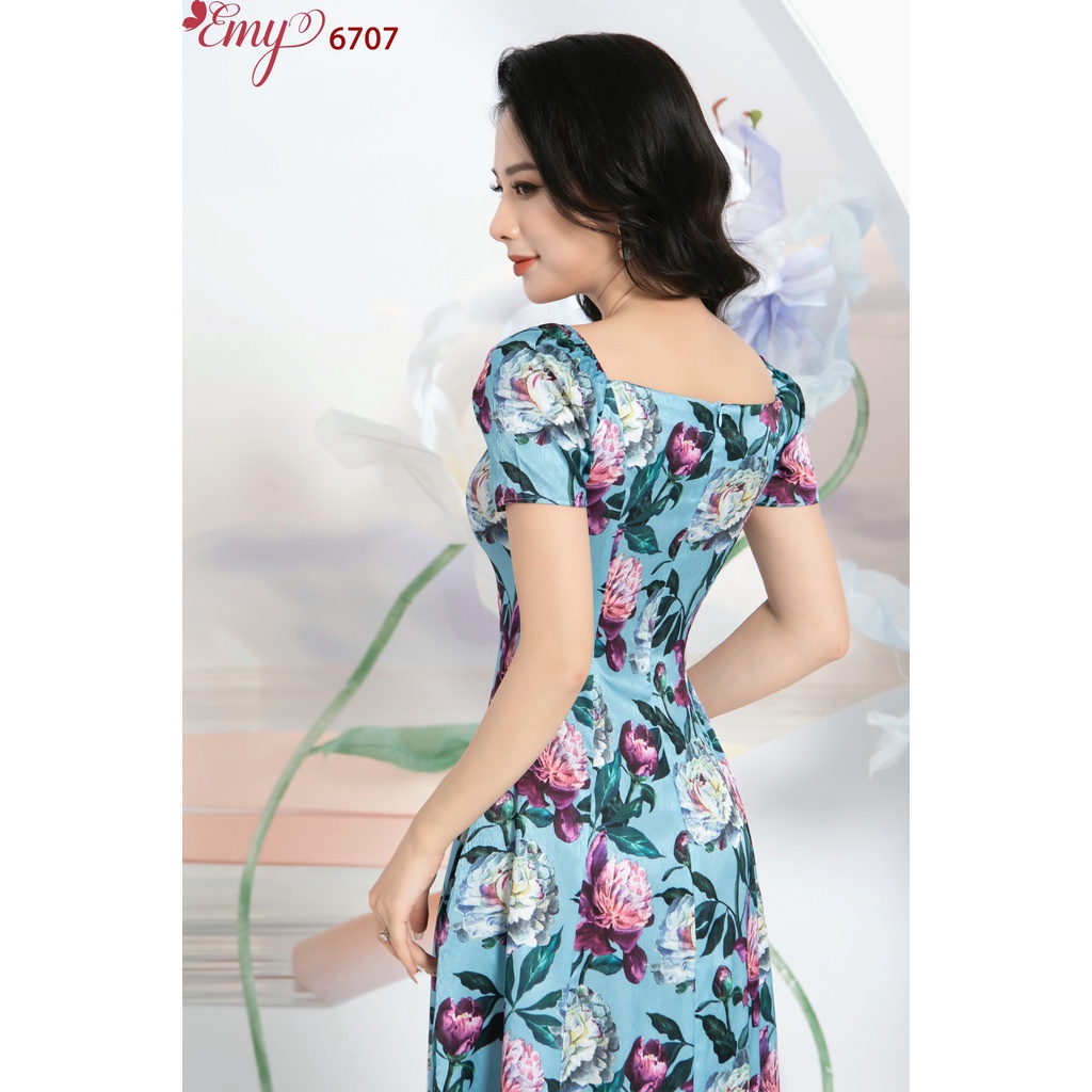 Đầm EMY EM6707 Xoè Cổ Vuông Cách Điệu