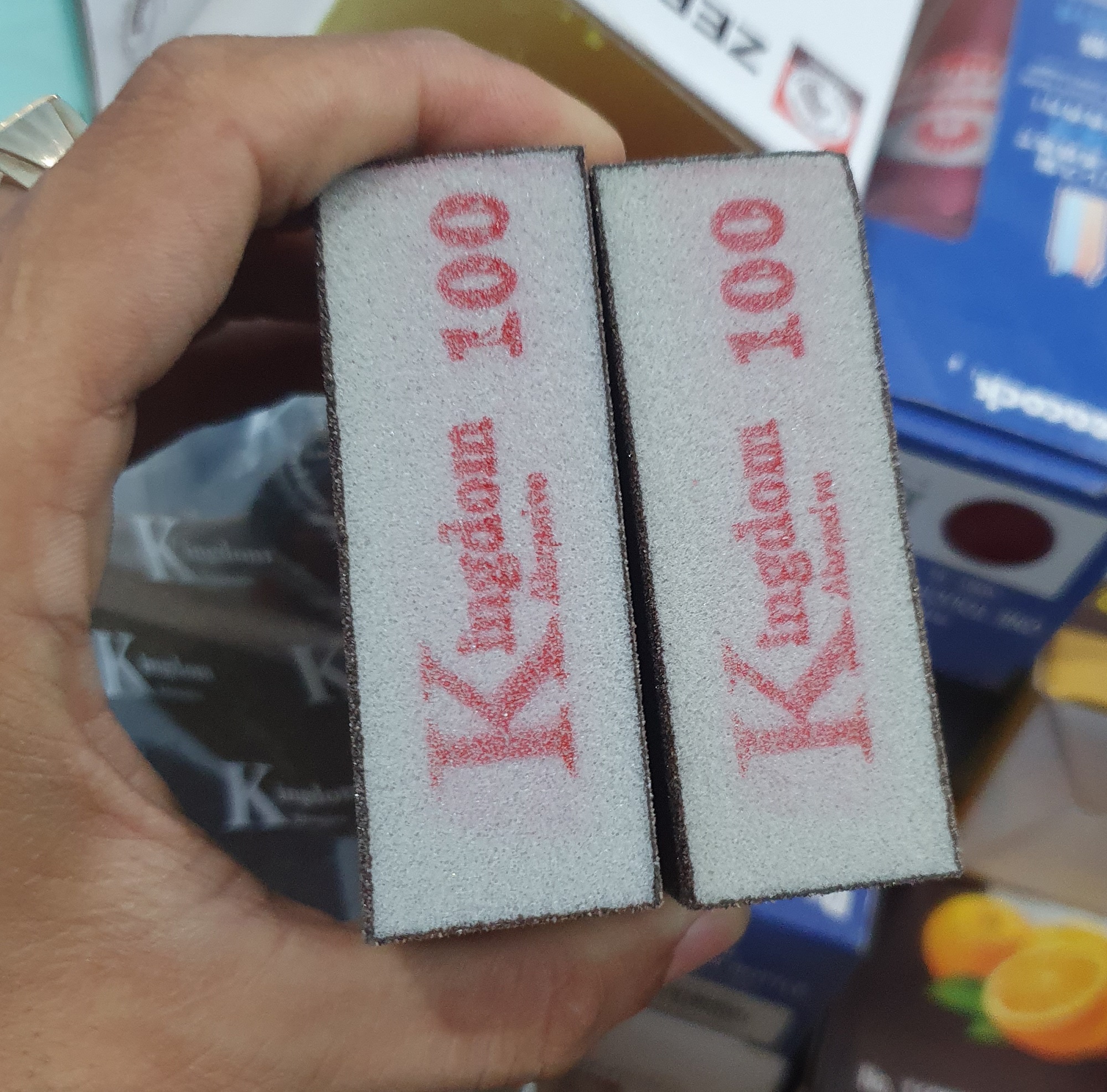 2 Cục Cước Nhám Kingdom 100