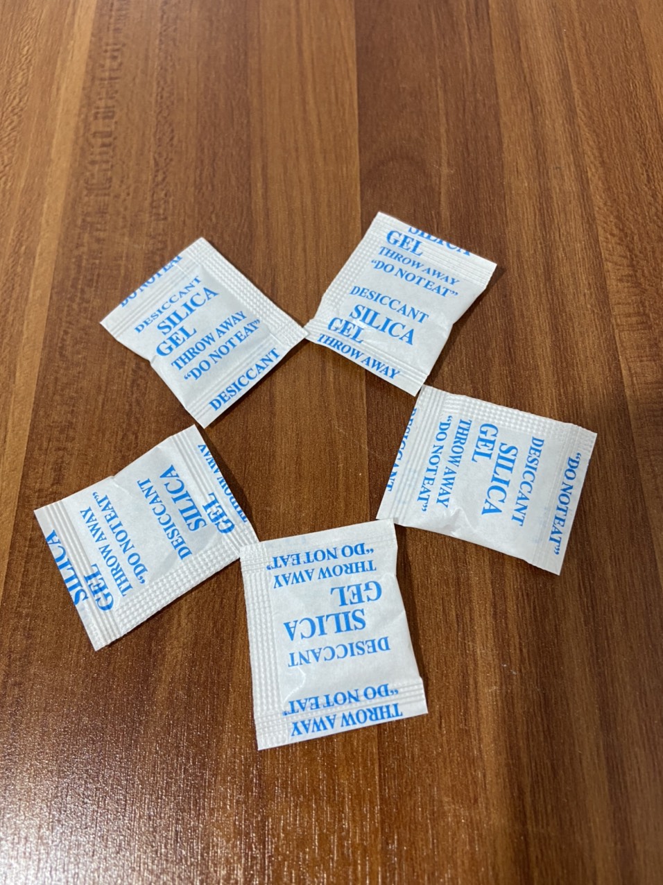 Gói hút ẩm 1gr xanh(Túi 100gram)(giá sỉ)