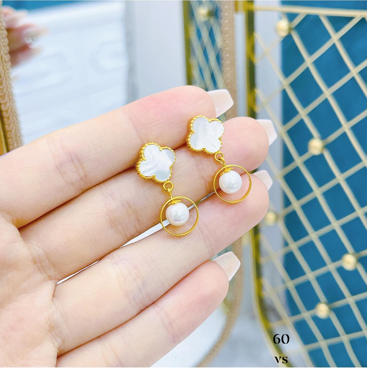 Bông tai ngọc trai vàng tây