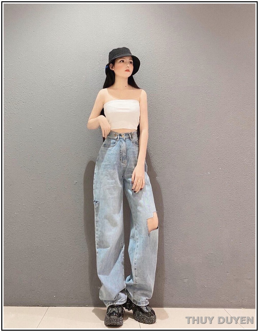 Quần jean nữ ỐNG SUÔN DÀI RÁCH GỐI CẮT HÔNG siêu đẹp màu xanh nhạt 14/10--s2.4