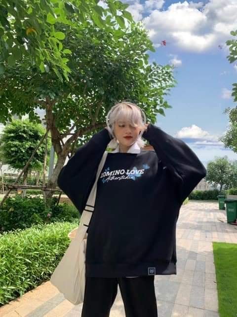 Áo Sweater nỉ họa tiết  tình yêu (trong luong tu 40kg den 65kg)
