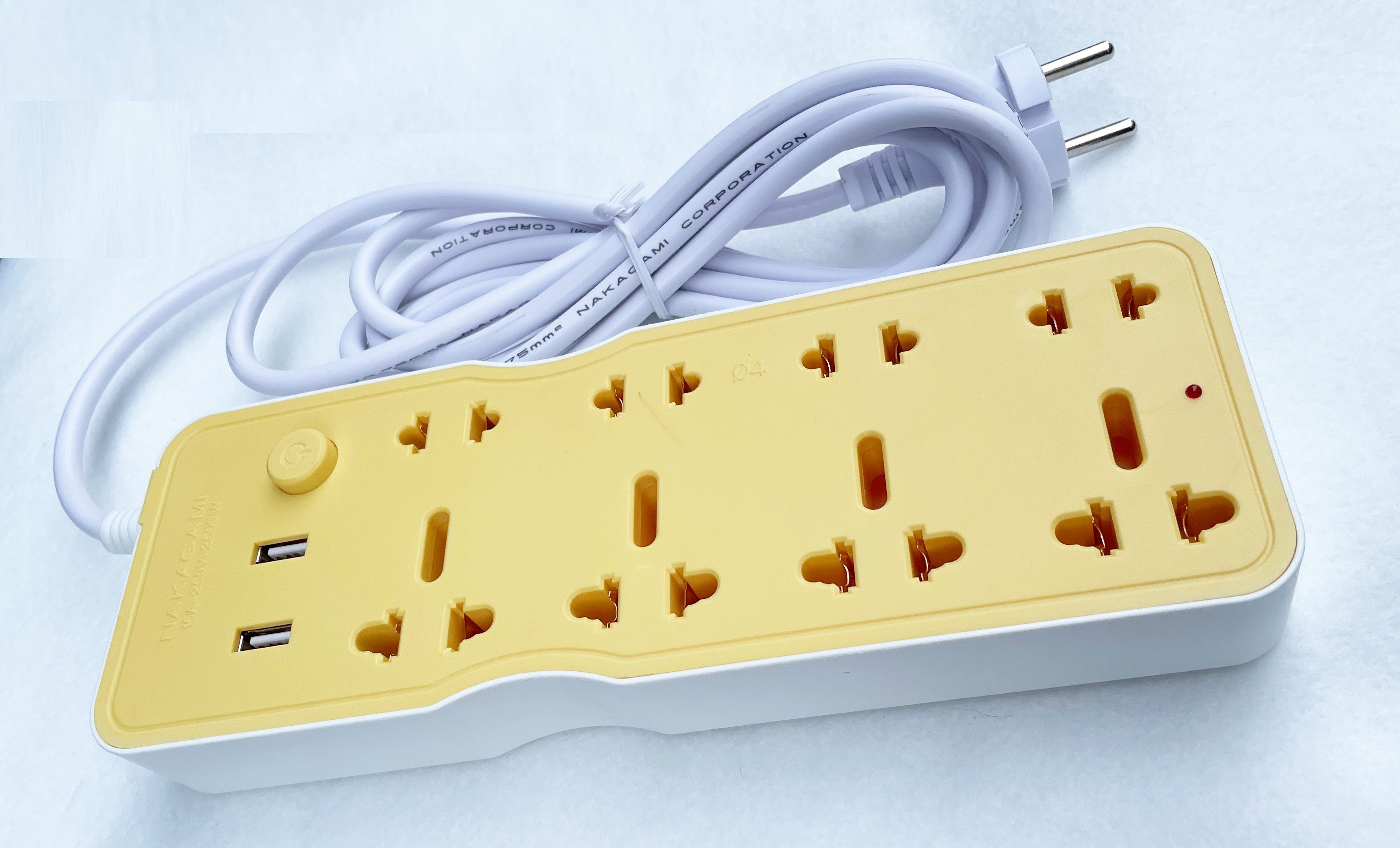 Ổ cắm đa năng USB 8 lỗ thế hệ mới Nakagami kèm ổ cắm USB chất lượng cao công nghệ Nhật Bản - Màu ngẫu nhiên | Phởms Market