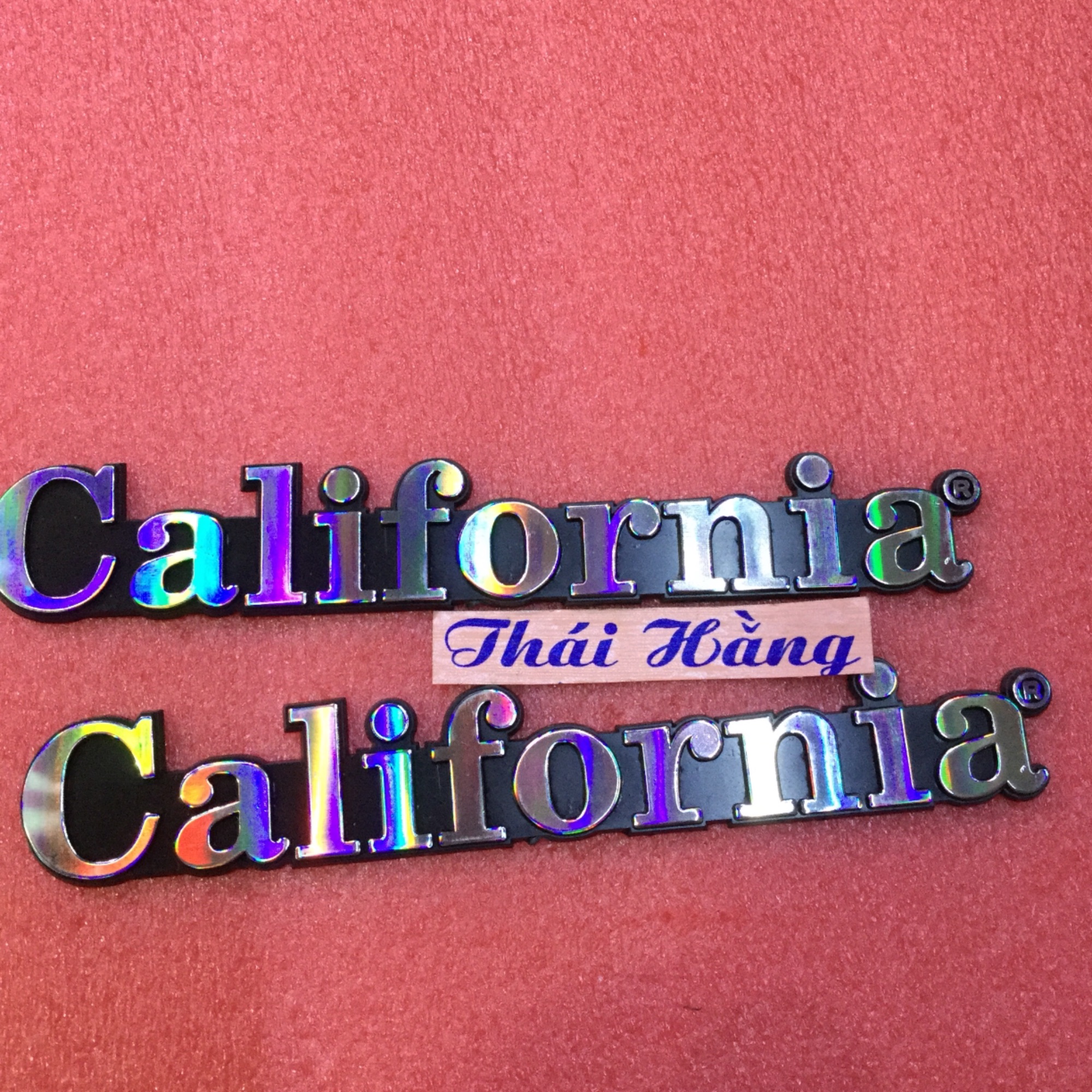 chữ CALIFORNIA giá cho 1 đôi
