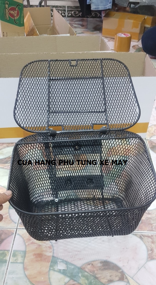 RỔ TRƯỚC XE WAVE NHỎ CÓ NẮP ĐẬY - 1 ỐC TRÊN 2 ỐC DƯỚI