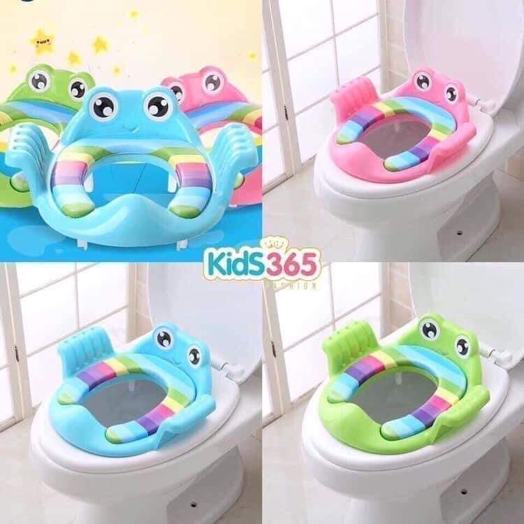 Miếng lót thu gọn bồn cầu có tay vịn cho bé