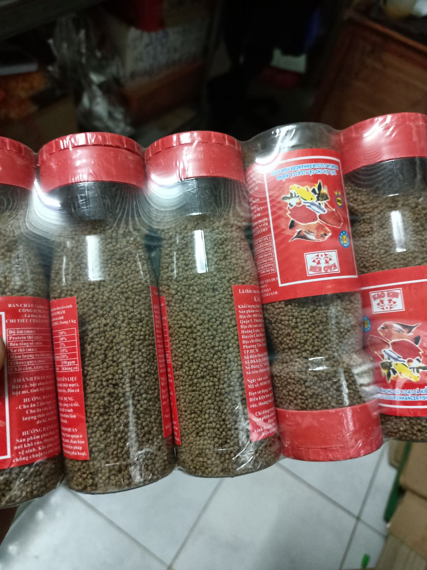 THỨC ĂN CHO CÁ CHAI 250G , CÁM CHO CÁ , THỨC ĂN CÁ CẢNH