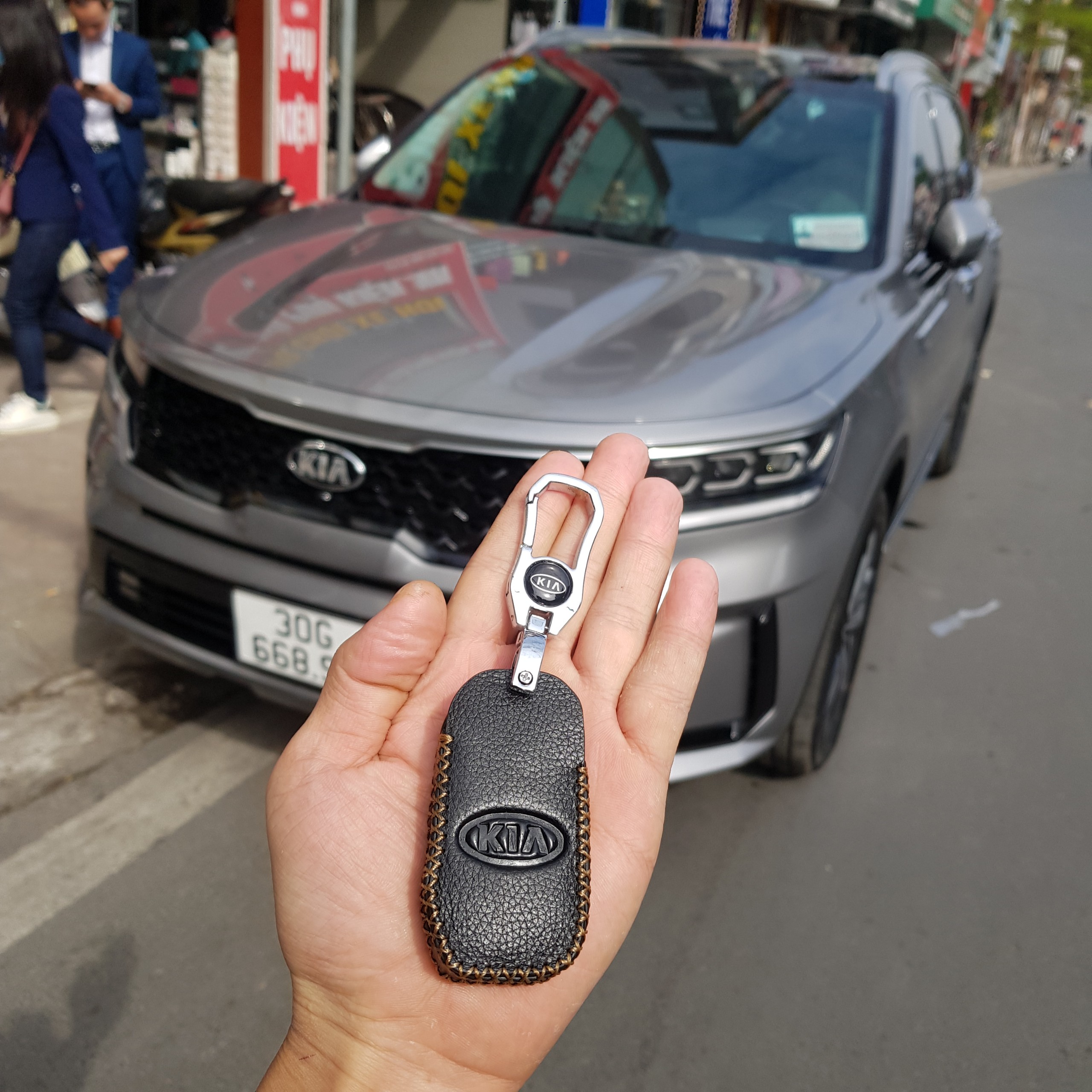 Bọc da 3D bảo vệ chìa khóa xe KIA Sorento 2021, Cerato 2019 kèm móc đeo Inox