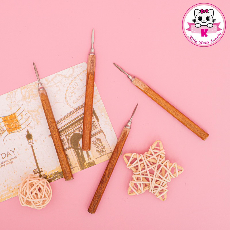 Cây lấy khóe móng cán gỗ nhỏ gọn, dễ lấy khóe - Kitty Nails Supply