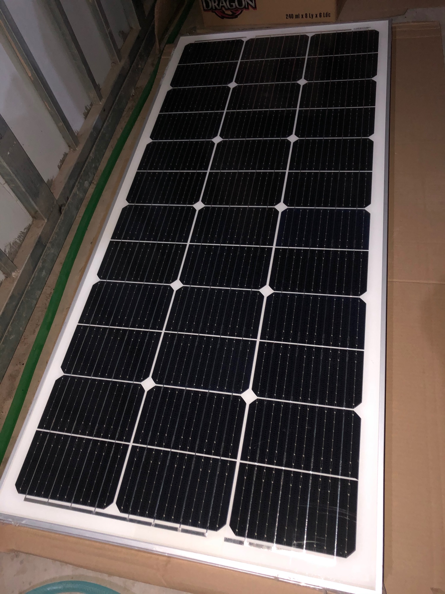 2 Tấm pin mặt trời 100w mono