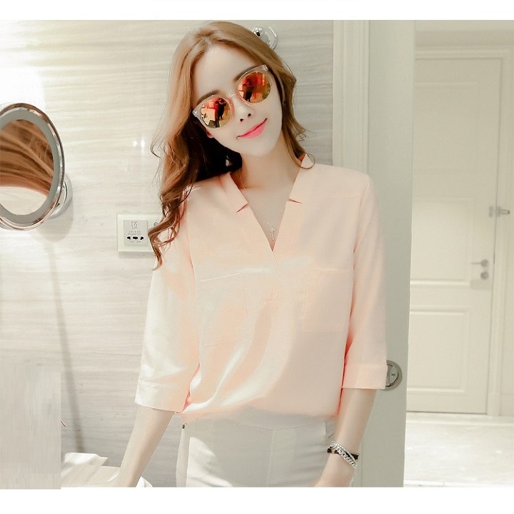 Áo sơ mi nữ công sở kiểu cổ V tay lửng 2 túi