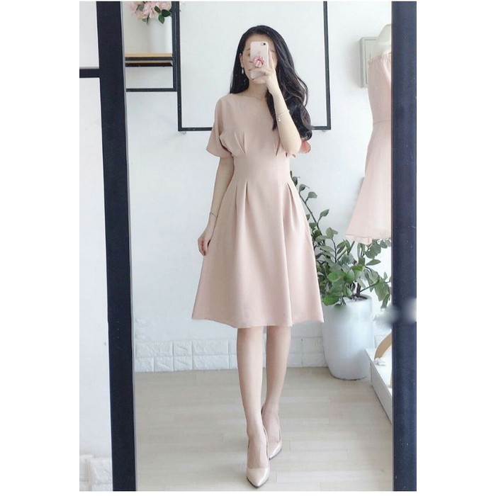 Đầm xếp li eo tay ngắn phom dáng chuẩn đẹp