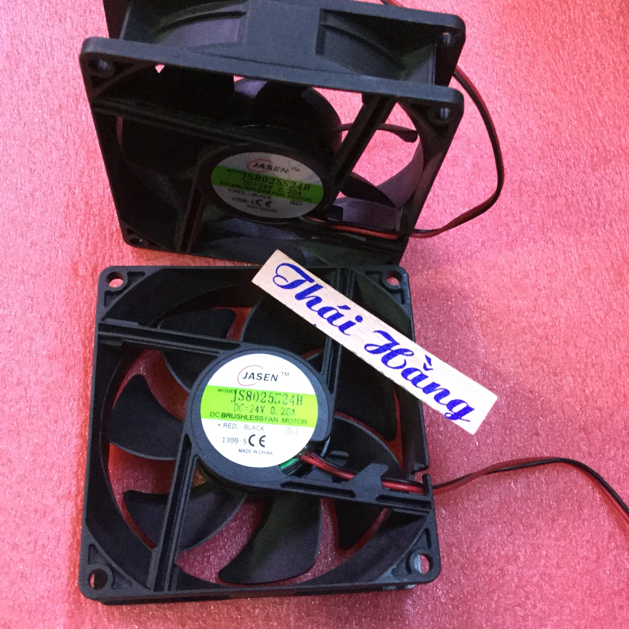 Quạt 8x8 cm —24 V -0.20A (2 chiếc)