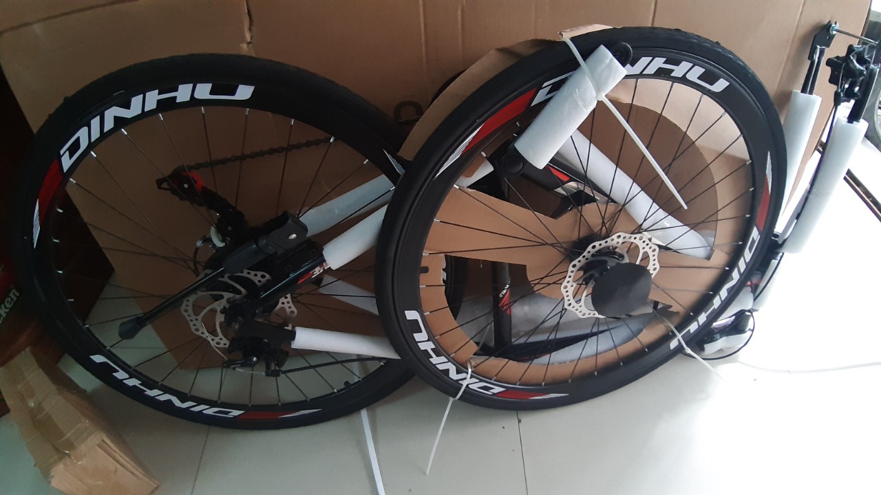 XE ĐẠP DINHU 700c Touring 21 tốc độ 3 dĩa 7 líp