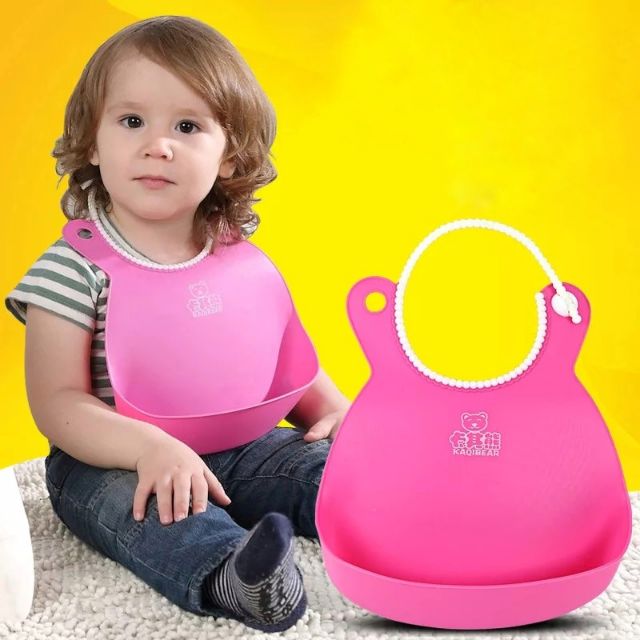 Yếm Ăn Dặm Silicon Có Máng Đeo Cổ Mãu Mới Cho Bé