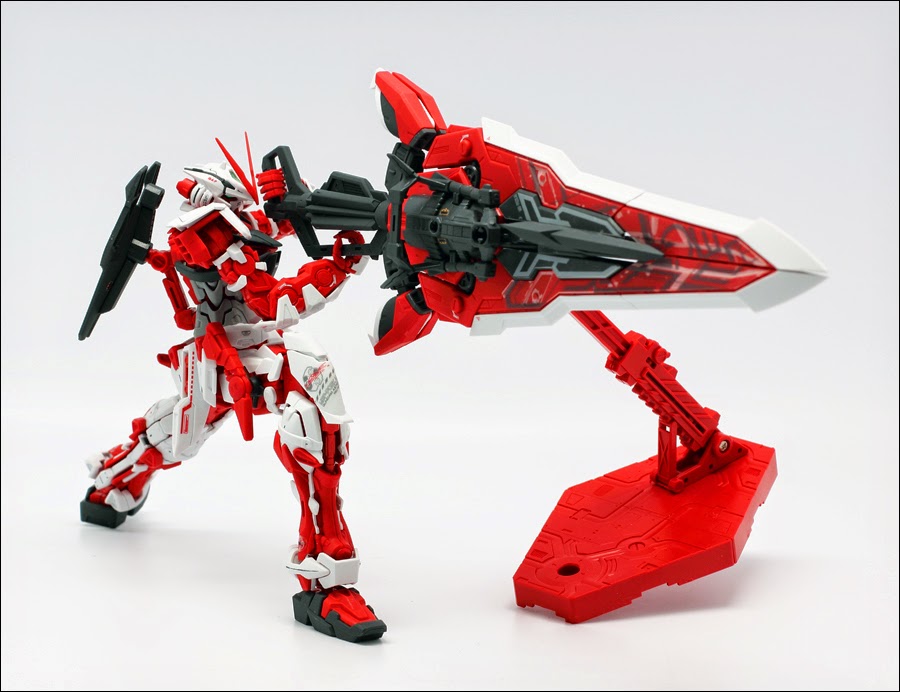Mô hình lắp ráp Gundam Bandai MG Gundam Astray Red Frame Kai [GDB]