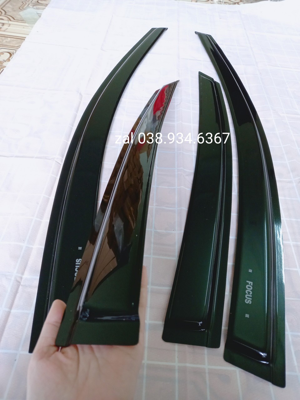 [Bọc hộp chống gãy] Vè che mưa Focus[2004-2011]-đen