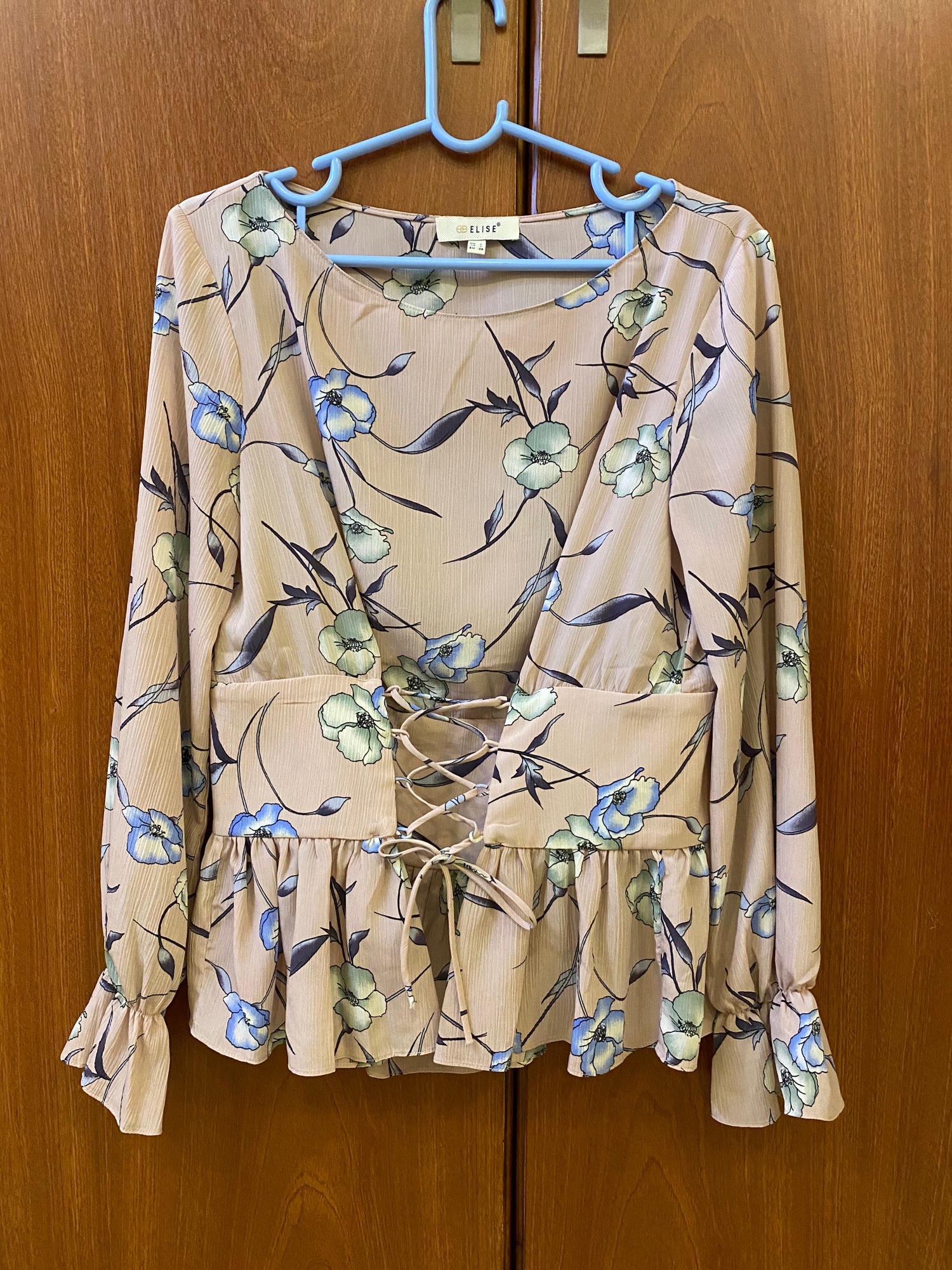 Áo Sơ Mi Hoa Bèo Gấu Elise