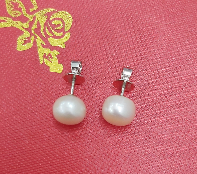 [HCM]Bông tai bạc thật 100% Đính ngọc trai nuôi phú quốc đẹp chuẩn nhà gia công chui vặn chắc chắn ( bảo đảm khách sẻ hài 100% nhé ngọc 9 ly )