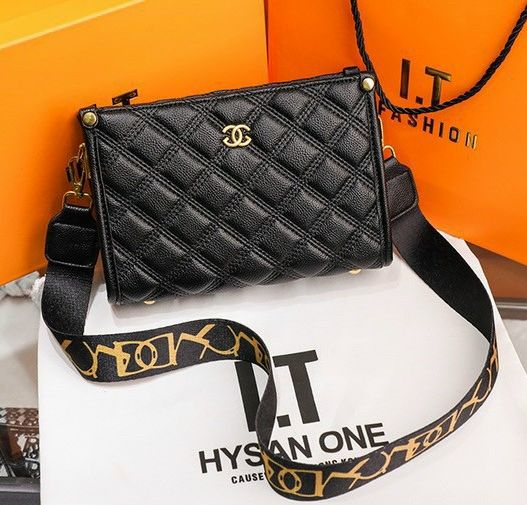 Clutch Thời Trang Kẹp Nách Siêu Hot 3M429