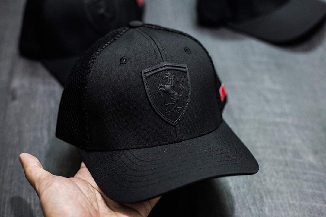 Mũ Lưỡi Trai Nam Nữ Tem Xe FERRARI