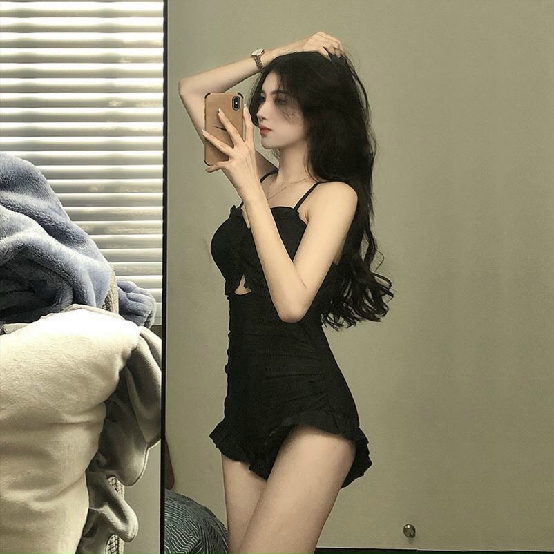 Bikini nhún bèo cúp nơ đen sexy
