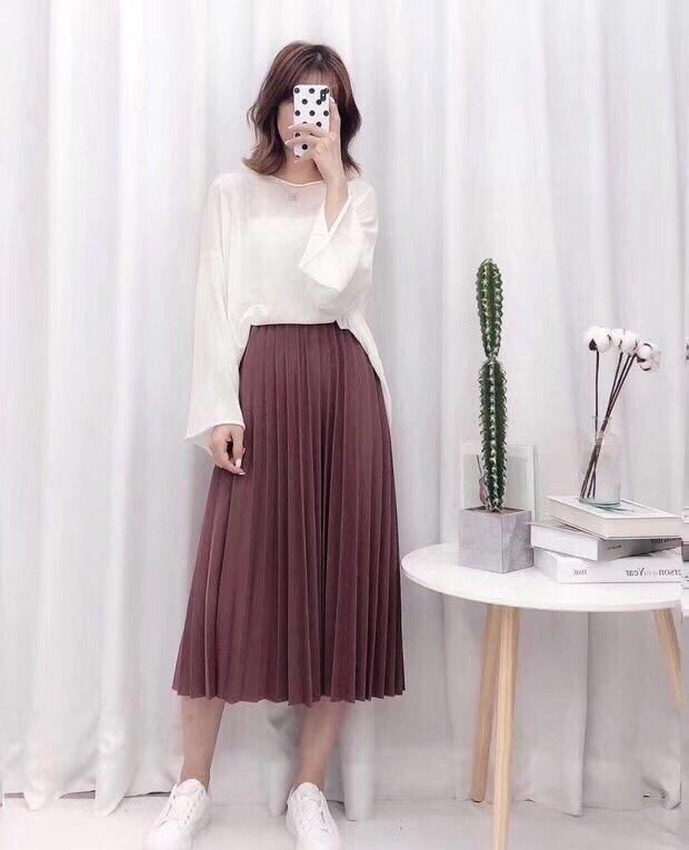 Chân váy xoè xếp li dáng dài