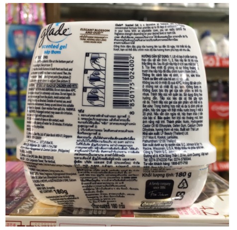Sáp thơm Glade trầm hương sâu lắng 180g