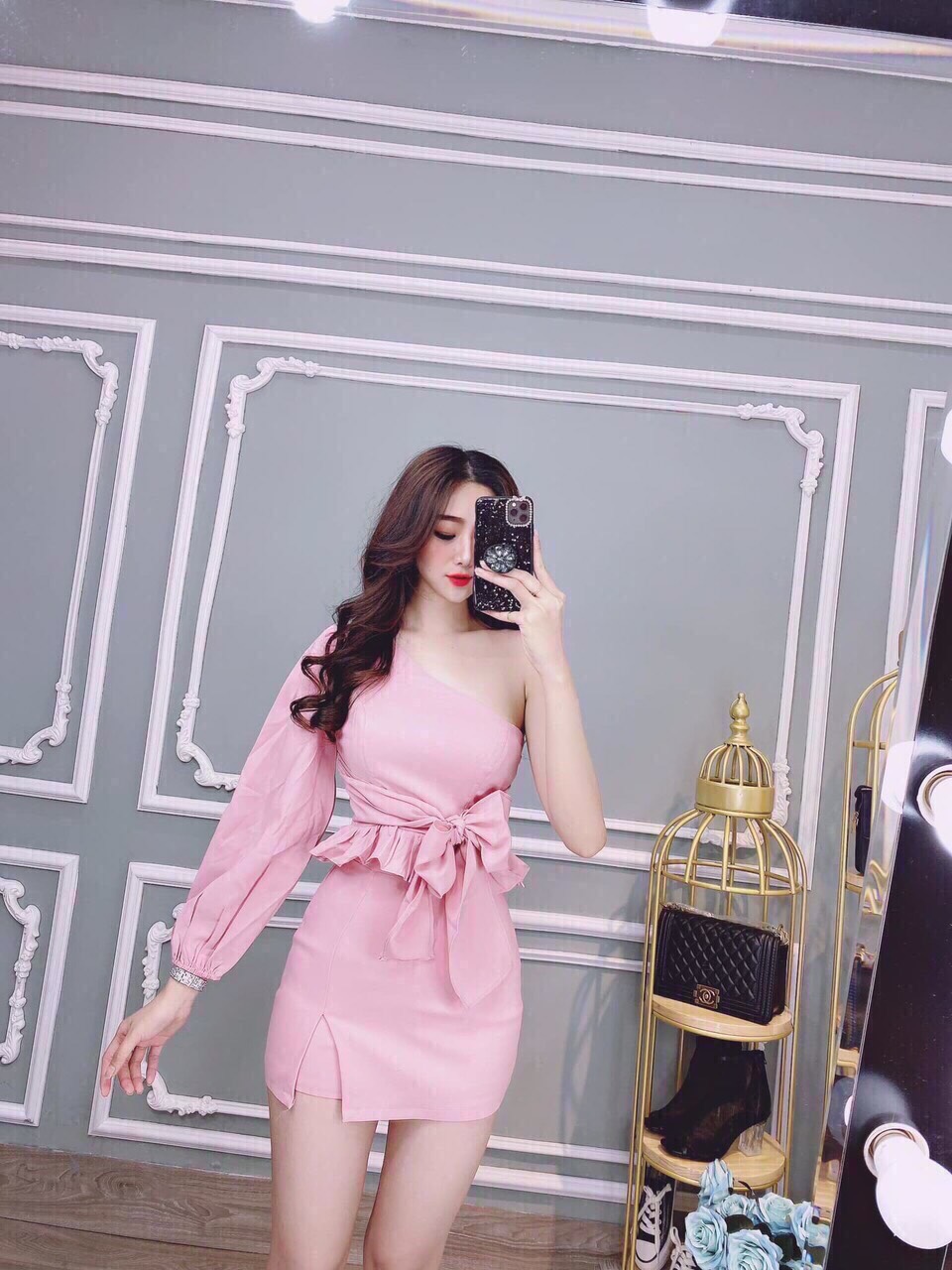 Áo tay dài phồng lệch vai phi lụa