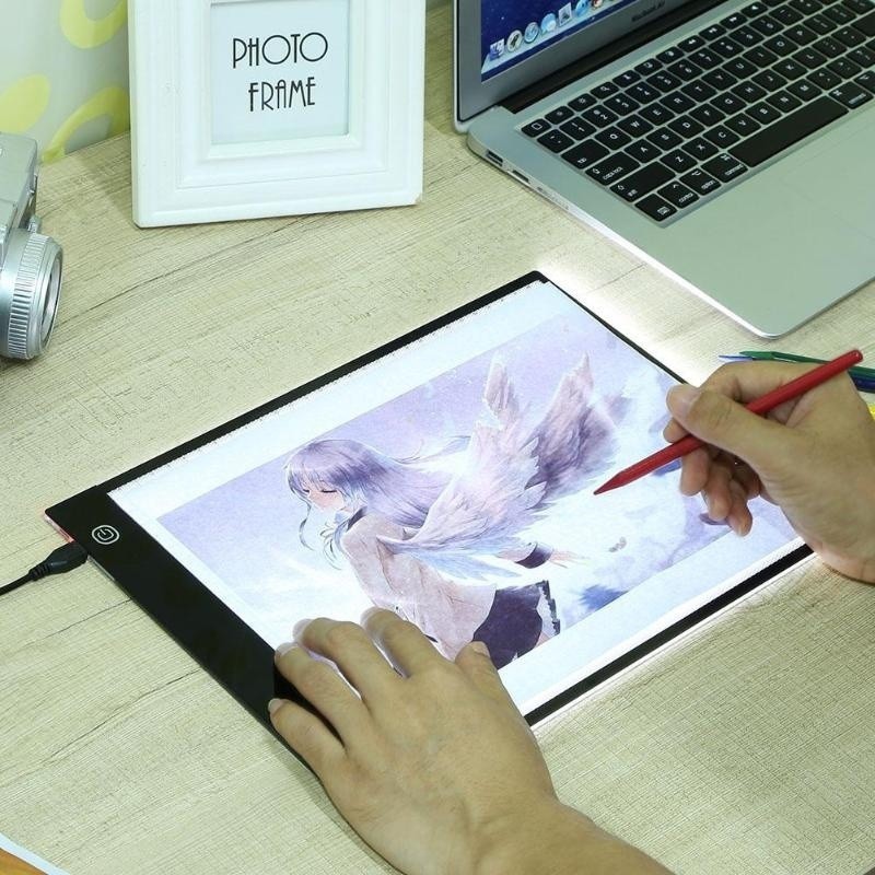 Bảng hắt sáng A4 3 mức độ kèm dây sạc
