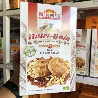 Bánh yến mạch Gạo Lứt Nutri Gain chính hãng Sunrise - tốt cho người tiểu đường, ăn kiêng, tập gym, giảm cân - Hộp 178g