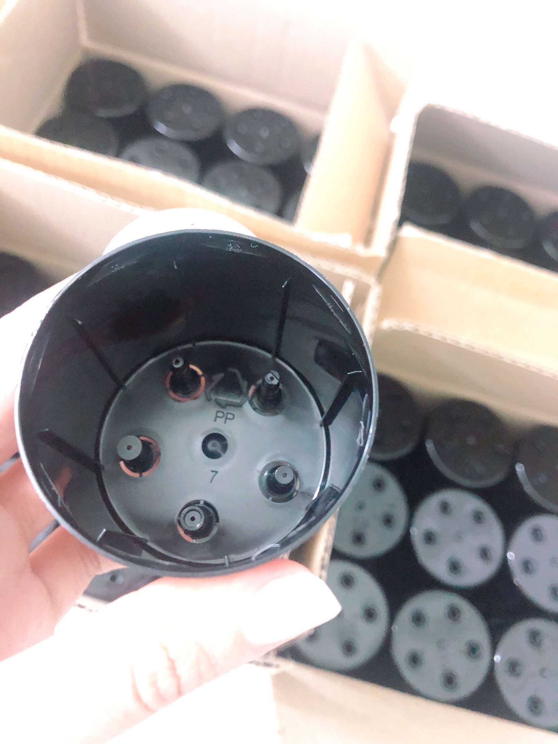Gas bơm bật lửa hột quẹt Blustar Hàn Quốc 150g kèm 5 đầu bơm tiện lợi