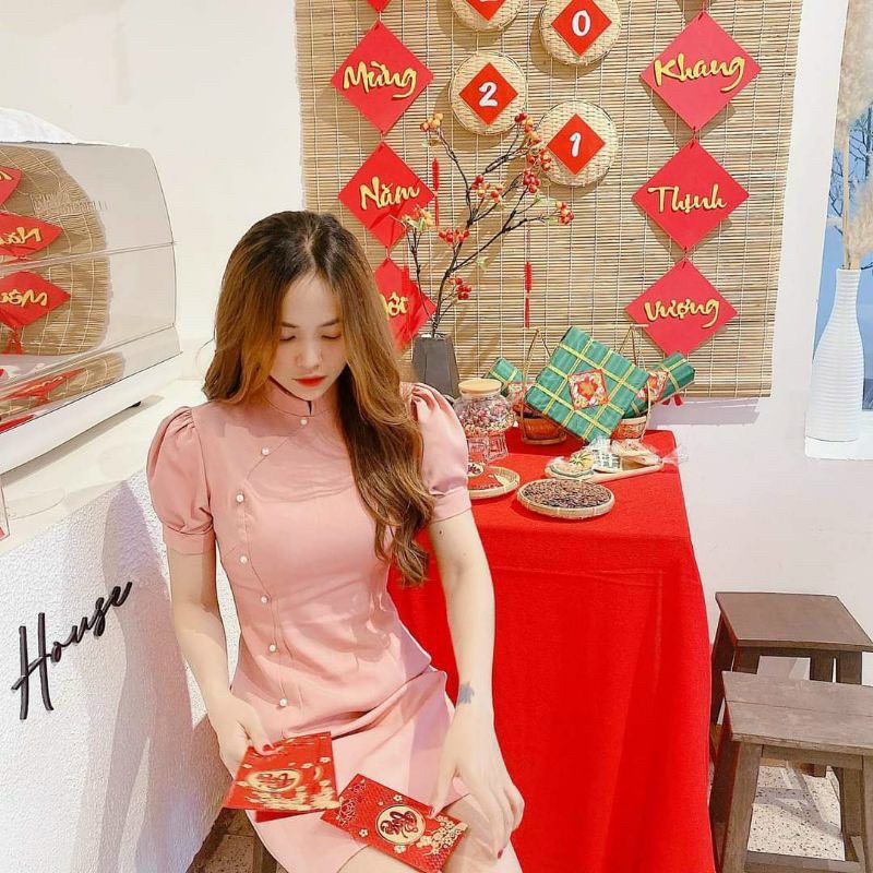 đầm cổ tàu đóng cườm
