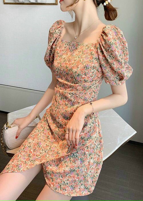 Đầm hoa vạt chéo tay nhún phồng