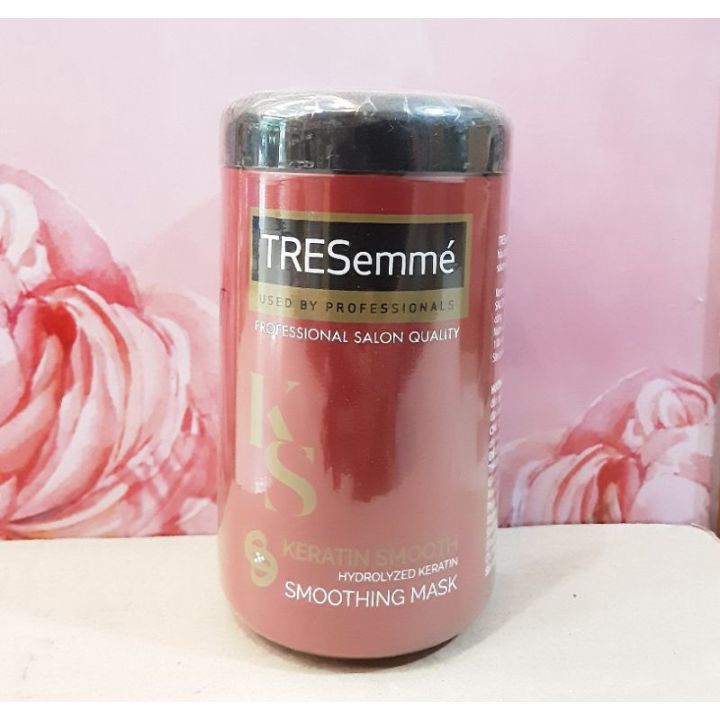 Kem Ủ Tóc TRESEMMÉ KERATIN SMOOTH 900g