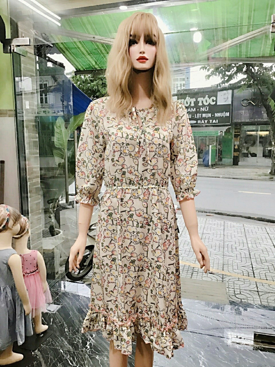 Đầm Váy Lụa Thiết Kế Cao Cấp In Họa Tiết Hoa Nhí
