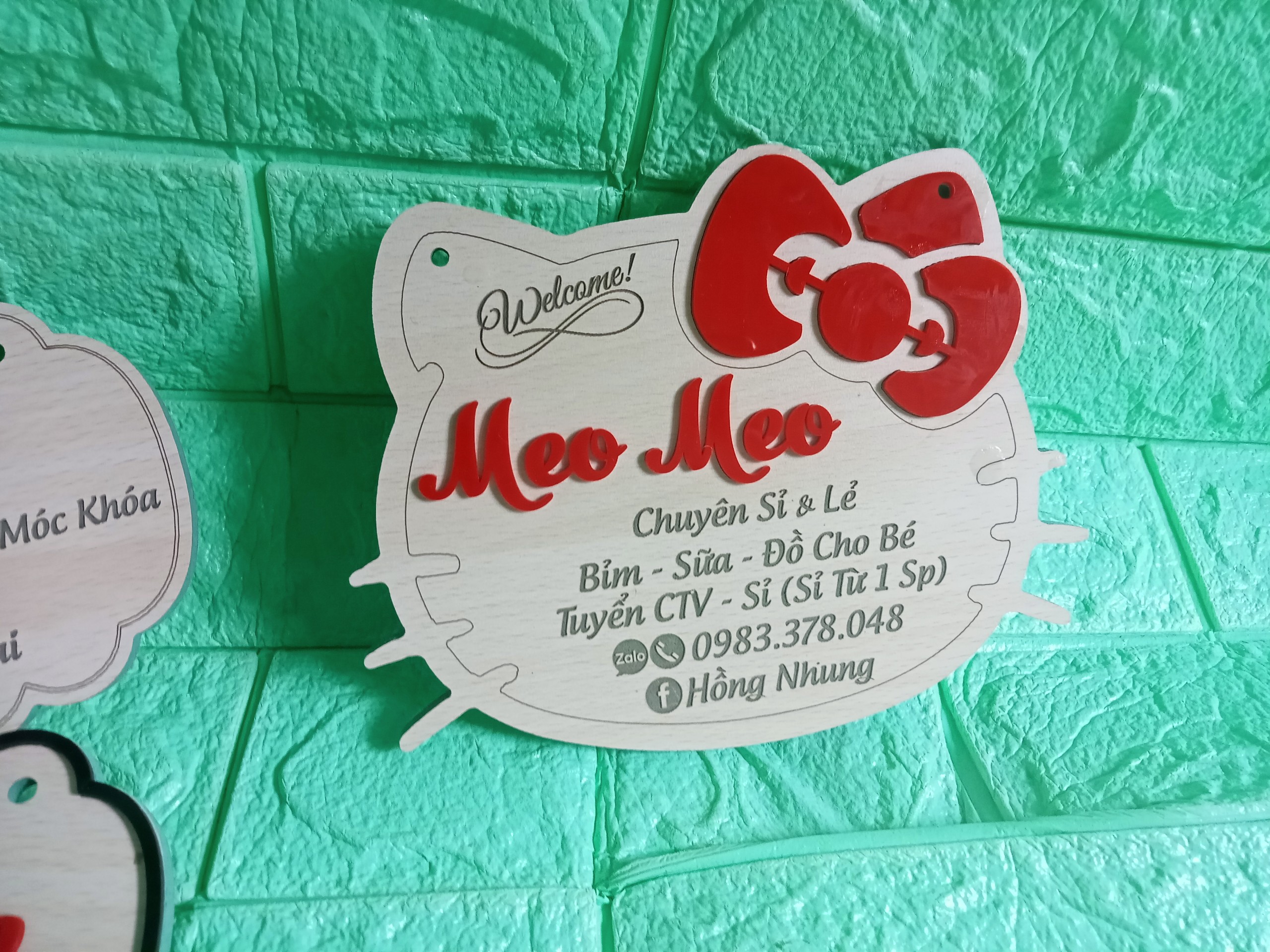Bảng gỗ quảng cáo MDF