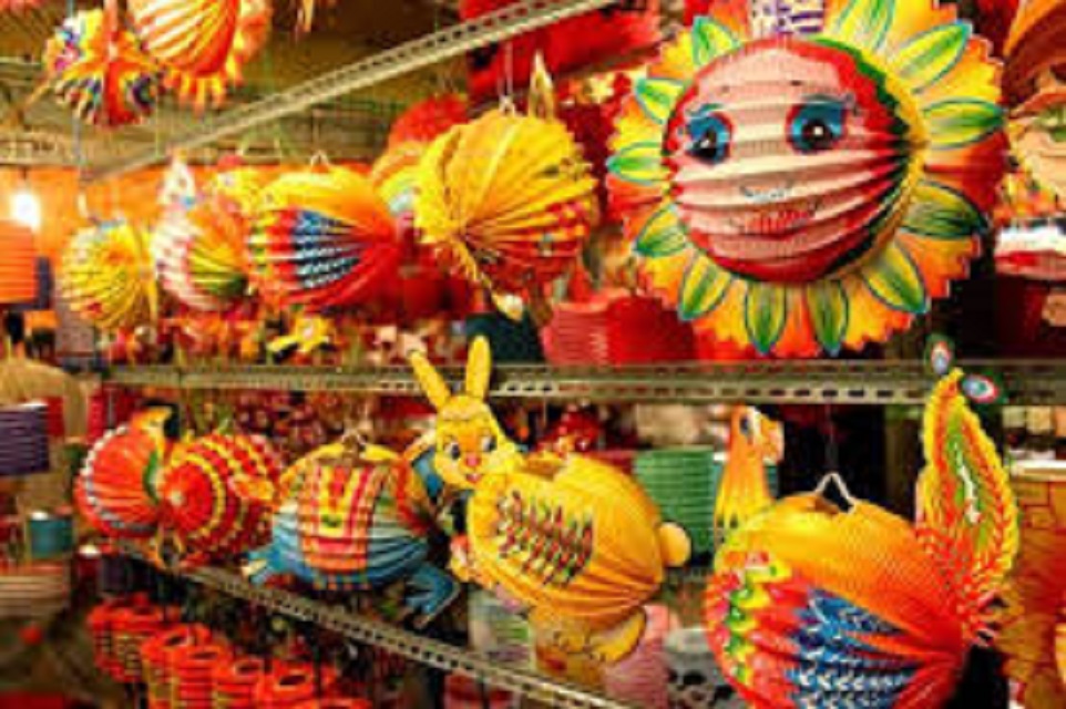 Combo 100 Lồng đèn giấy xếp, lồng đèn trang trí