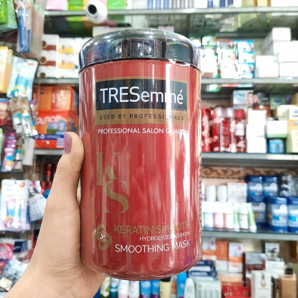 KEM Ủ TÓC TRESEMME KERATIN SMOOTH 900ML