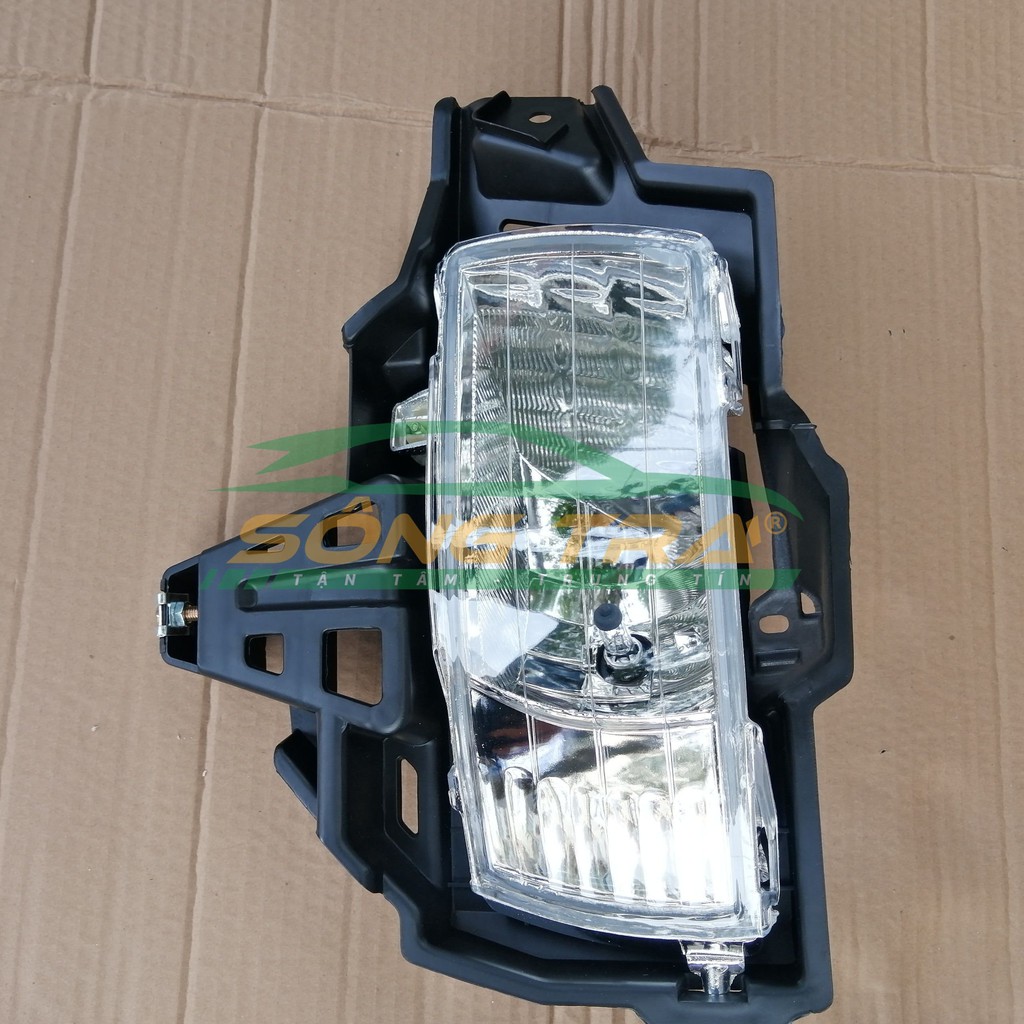 Đèn gầm toyota innova 2009
