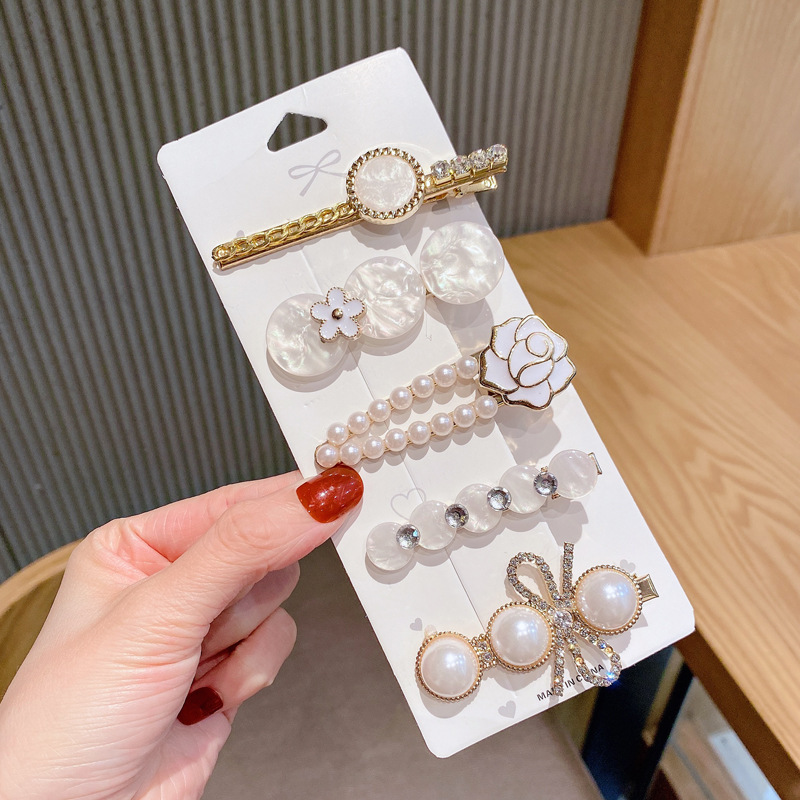 Set 5 kẹp tóc ngọc trai đính hạt siêu yêu