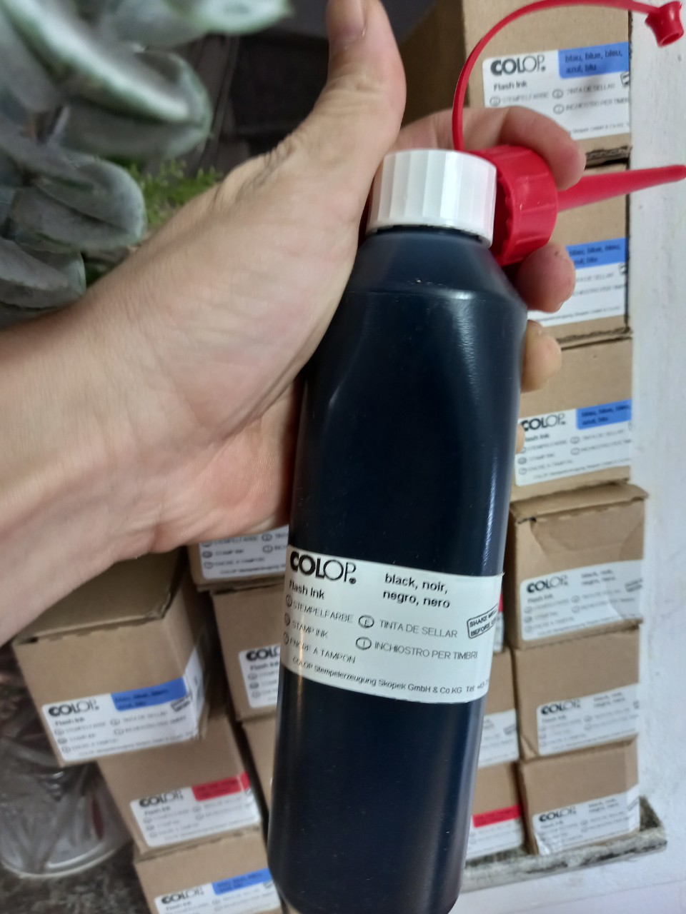Mực dấu Flash dung tích 250ml dùng cho con dấu thẩm thấu (  COLOP)