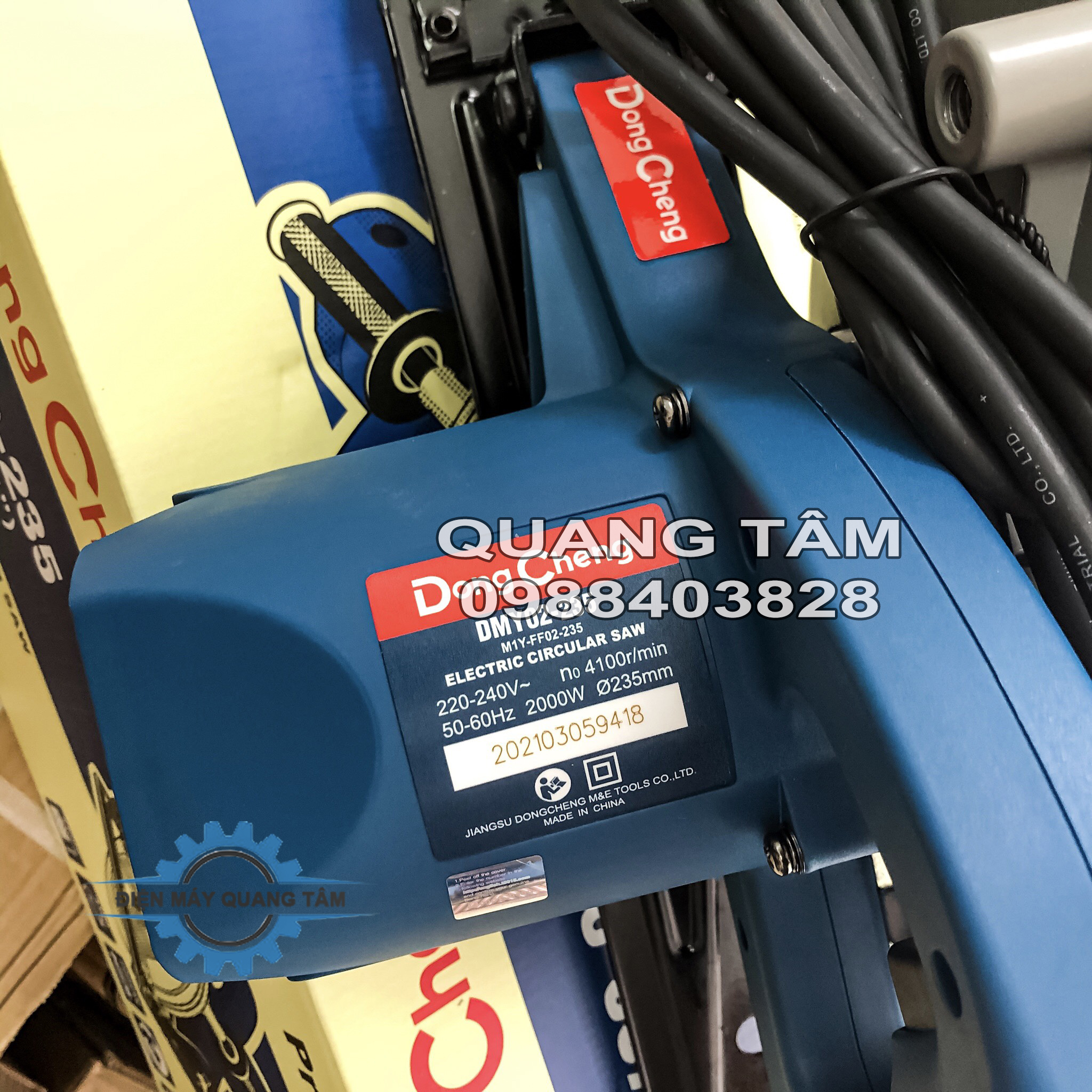 Máy Cưa Gỗ 235mm Dongcheng DMY02-235 [Chính Hãng]