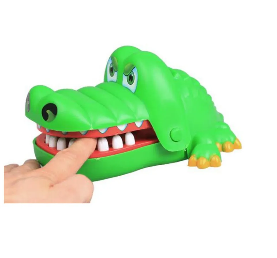 Đồ Chơi Khám Răng Cá Sấu Cắn Tay Vui Nhộn Cho Bé