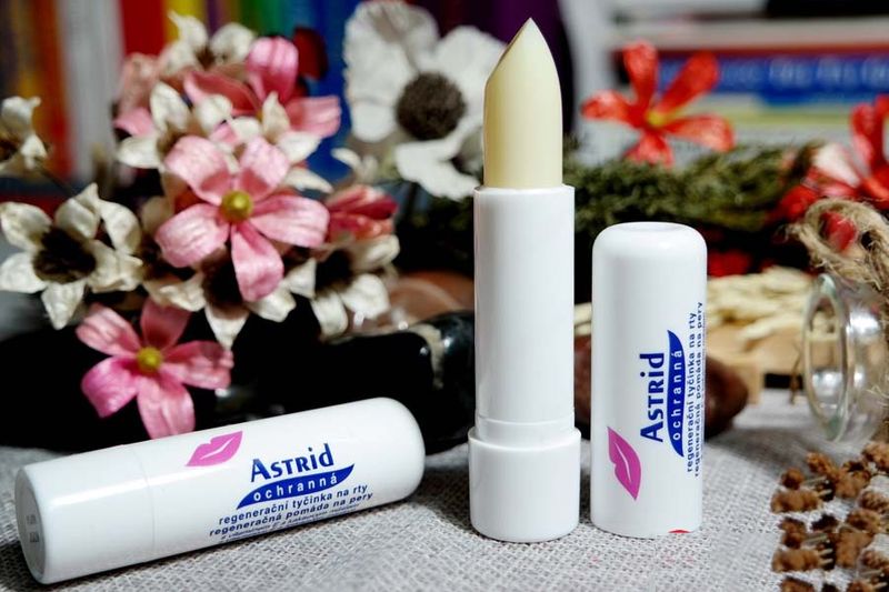 Son Dưỡng Môi Mỡ Hươu Astrid Nga