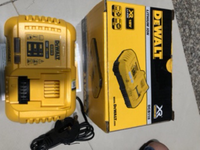 [HCM][Lấy mã giảm thêm 30%]Xạc dewalt 118 220 v